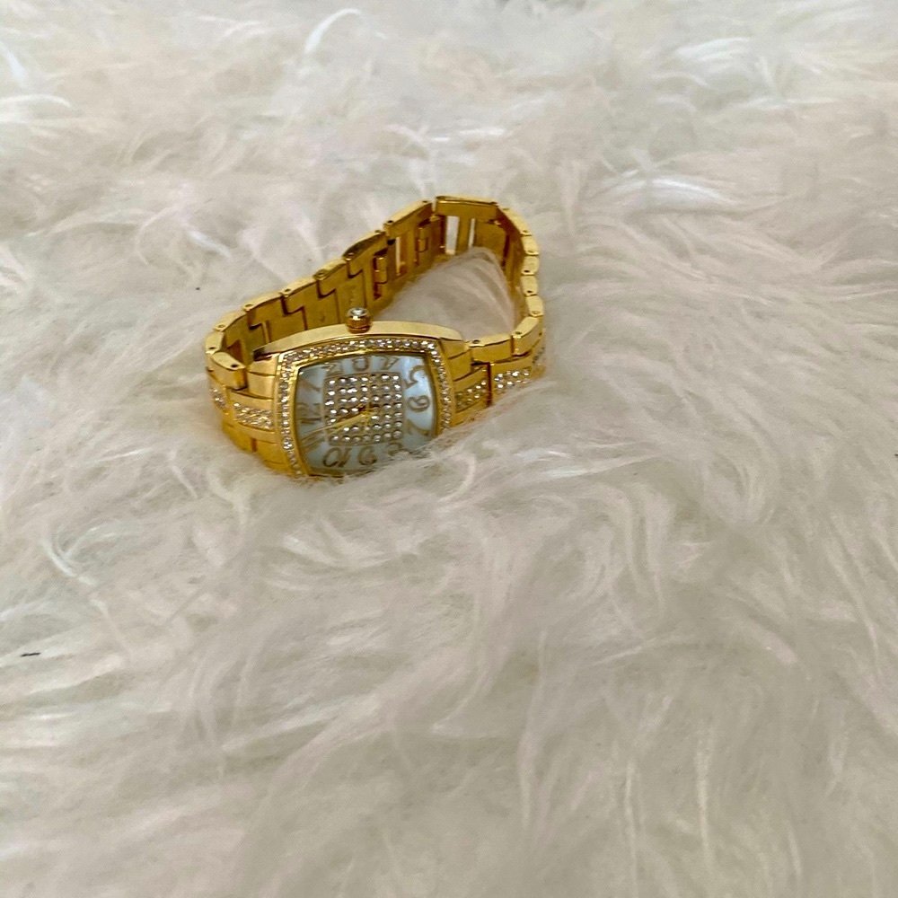 NEW - VICTORIA WIECK Watch - Picture 5 of 5